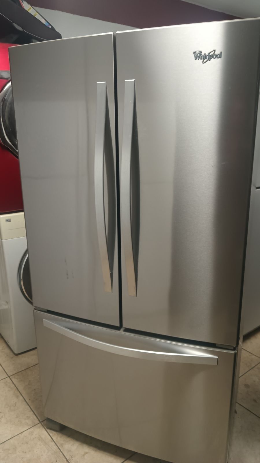 Whirlpool Refrigerator Work Great.