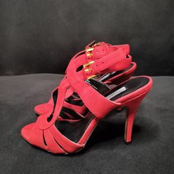 Women's Red Strappy Peep Toed Heels By Classiques Entire (Size 6)