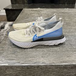 Nike Zoom Fly Running Shoes 12.5