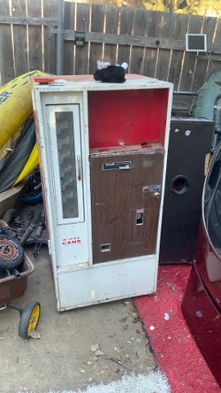 Vintage Vendorlator VF-90 (VF90D) Side Door Dr. Pepper Machine Coke Coca Cola