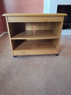 TV Stand on wheels