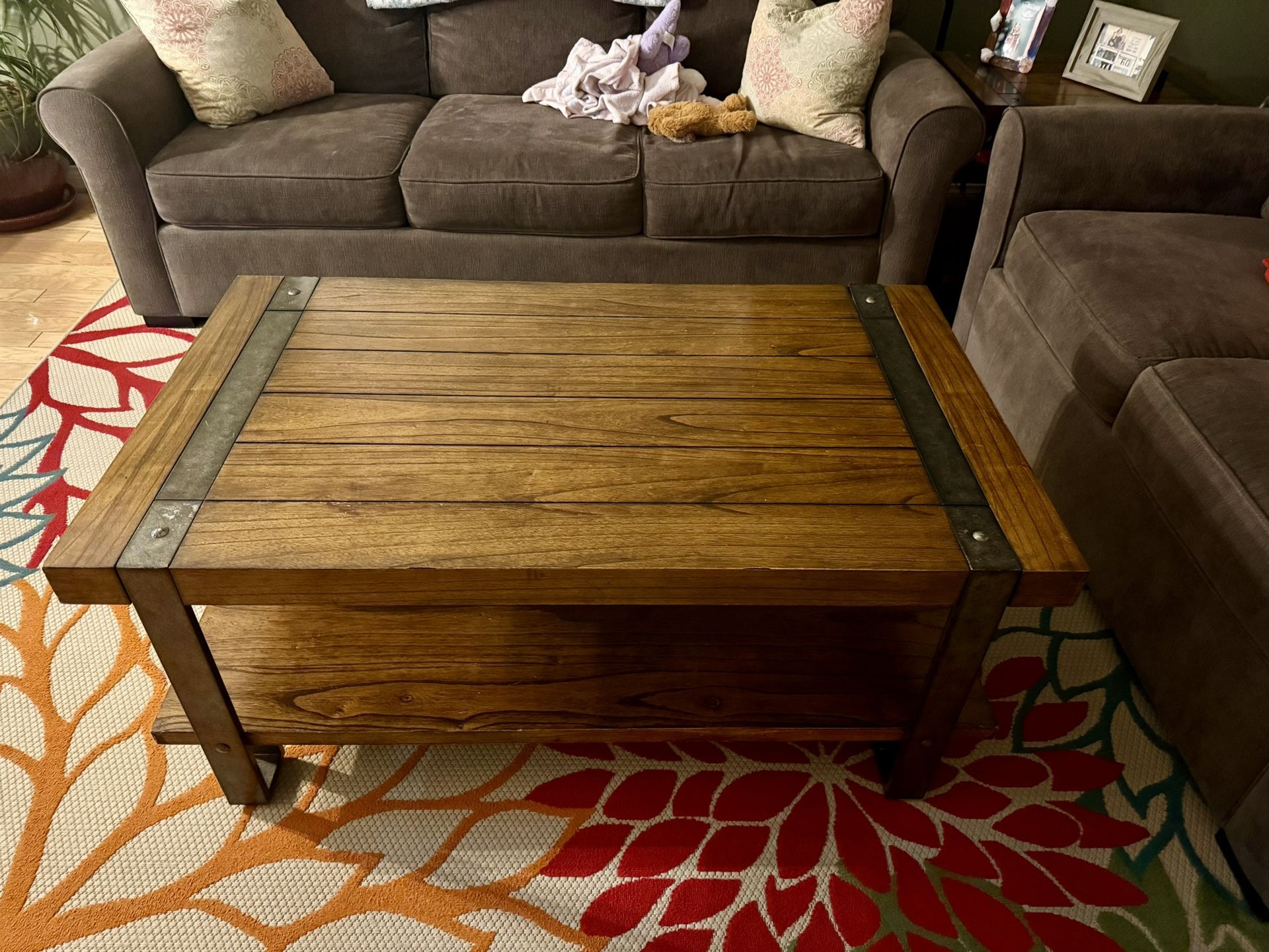 Coffee Table & End Table Set-Living Spaces - Excellent Condition
