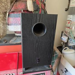 Surround System W Alot Of Speakers And Receiver 