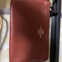 Two Colors Toast And Raspberry Zippered Wallet