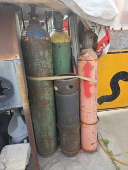 FREE A steel cylinders for welding gasses and stuff. FREE
