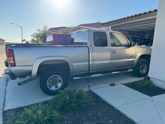 2003 GMC 2500 SLE V8 Pewter Truck
