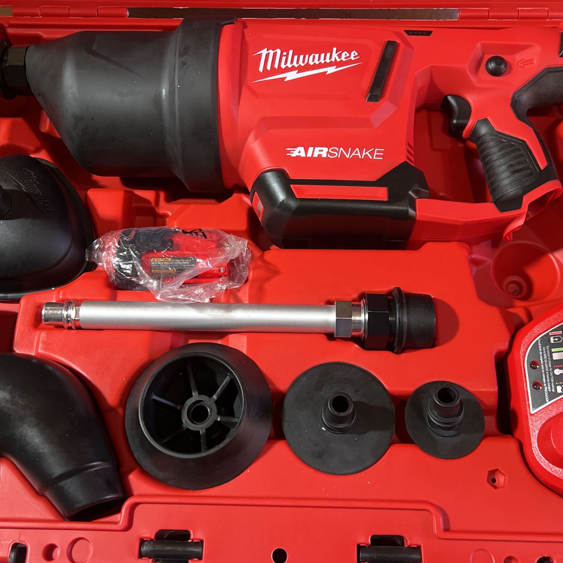Milwaukee M12 12-Volt Lithium-Ion Cordless Drain Cleaning Airsnake Air Gun  Kit with (1) 2.0Ah Battery, Toilet Attachments for Sale in North Las Vegas,  NV OfferUp
