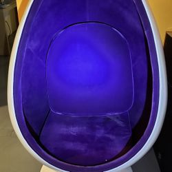 Mid 2000’s Egg Chair Retro Furniture