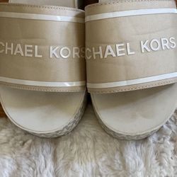 Michael Kors Wedge Platform Sz 10