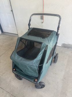 Dog stroller