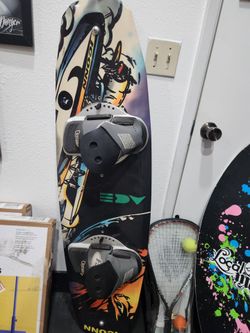 Iconn Wakeboard with Bindings 50% Off