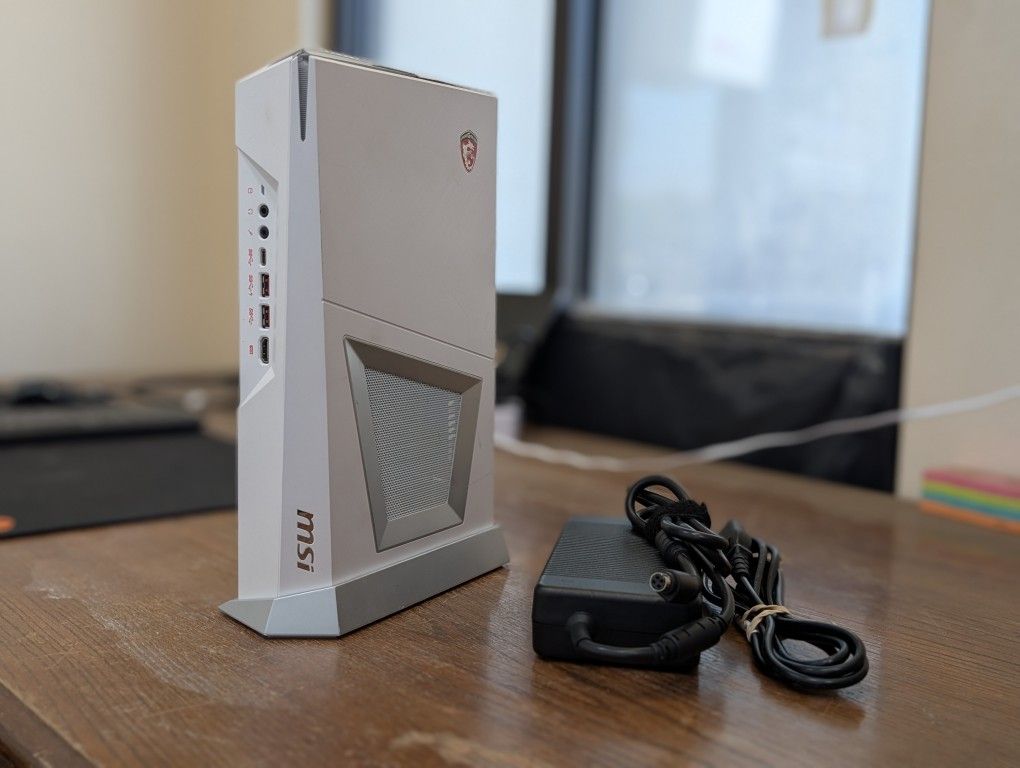 MSI Trident Arctic White Edition Intel Core i5 9600 Mini ITX PC Desktop Computer