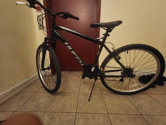 26 in Huffy Mountain Bike