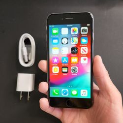 iPhone 6 - UNLOCKED - Like New  