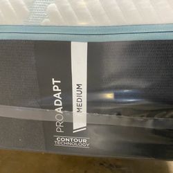 Tempur Pedic Proadapt Médium King Size Brand New