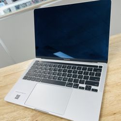 MacBook Pro 2020 8gbram 256gb 
