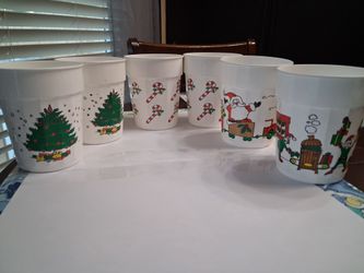 Vintage Christmas GRAFFI plastic cups-set of 6