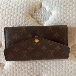 Authentic Louis Vuitton Wallet 