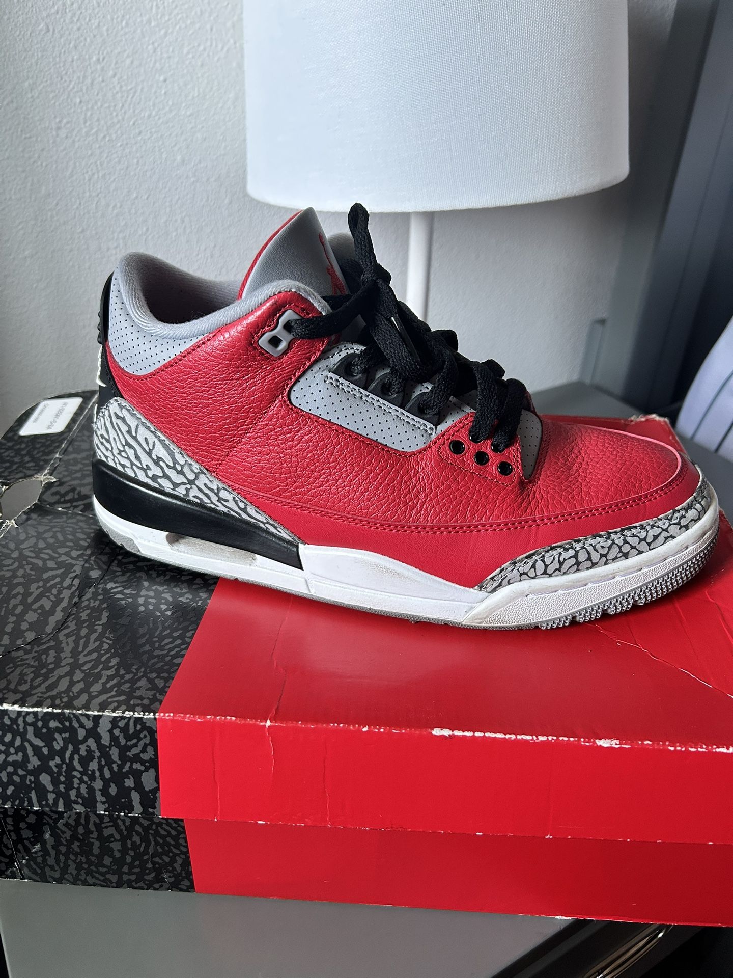 Jordan 3 Red Cement