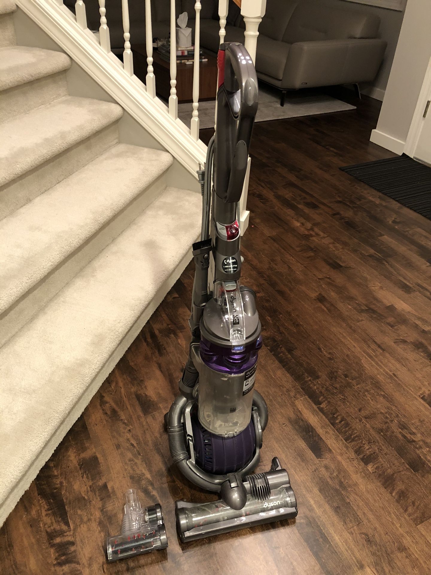 Dyson vacuum dc25 animal