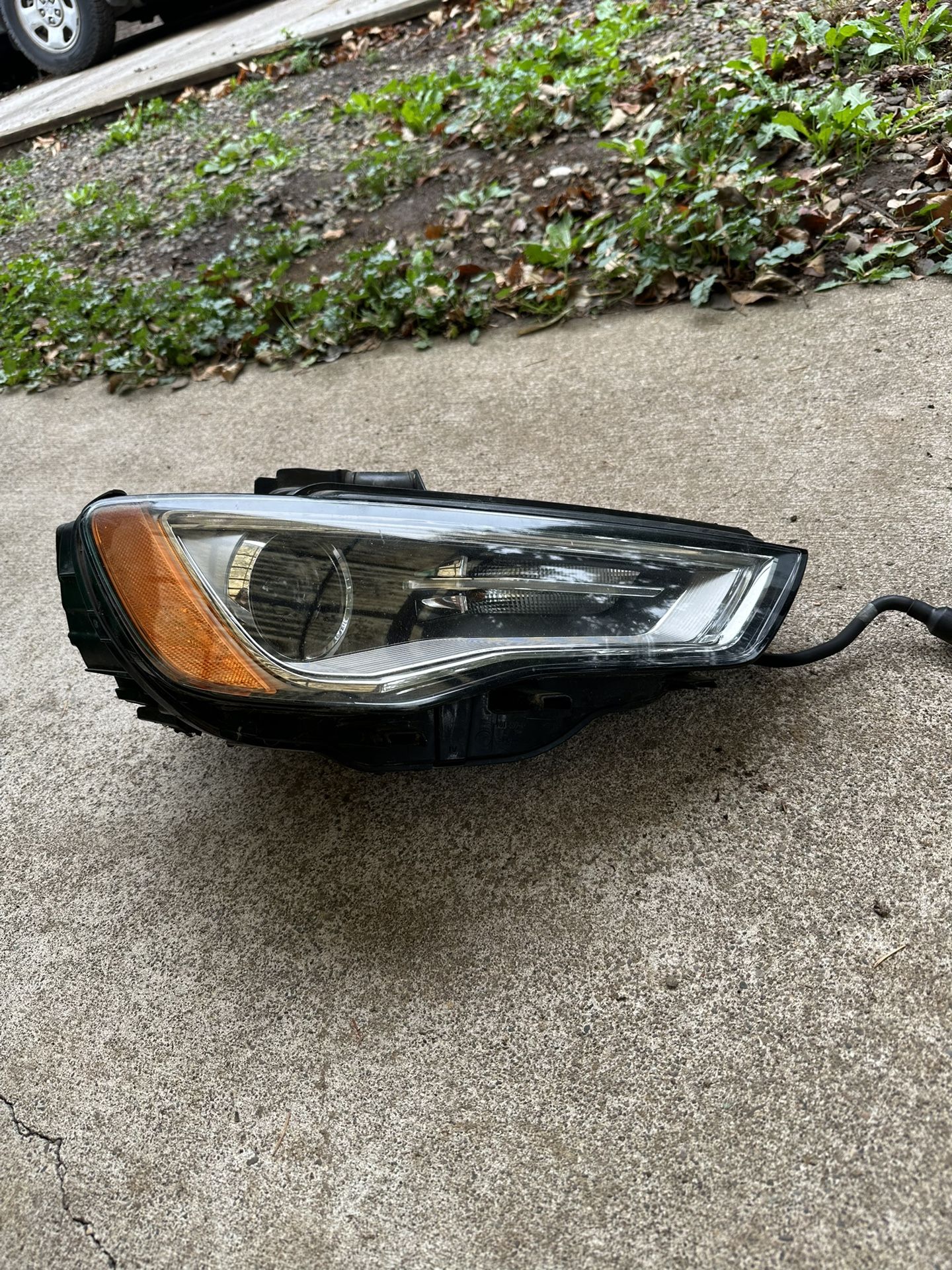 Headlight For 2015-2016 Audi A3