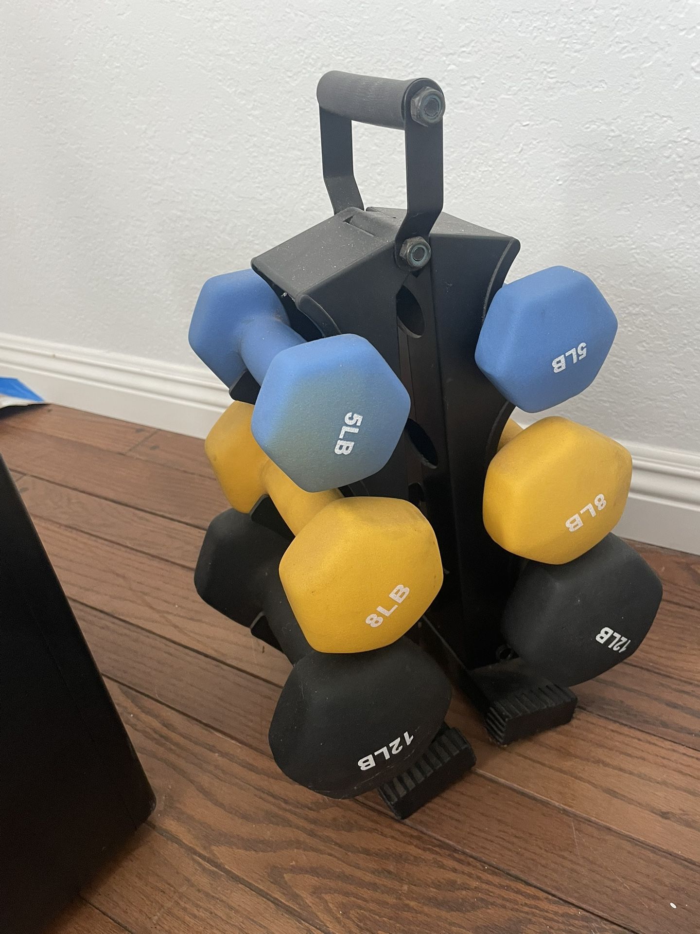Free weight dumbells