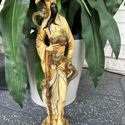 Vintage Asian Man and Birds Standing 19 1/2" Tall Resin Figurine Statue RARE.