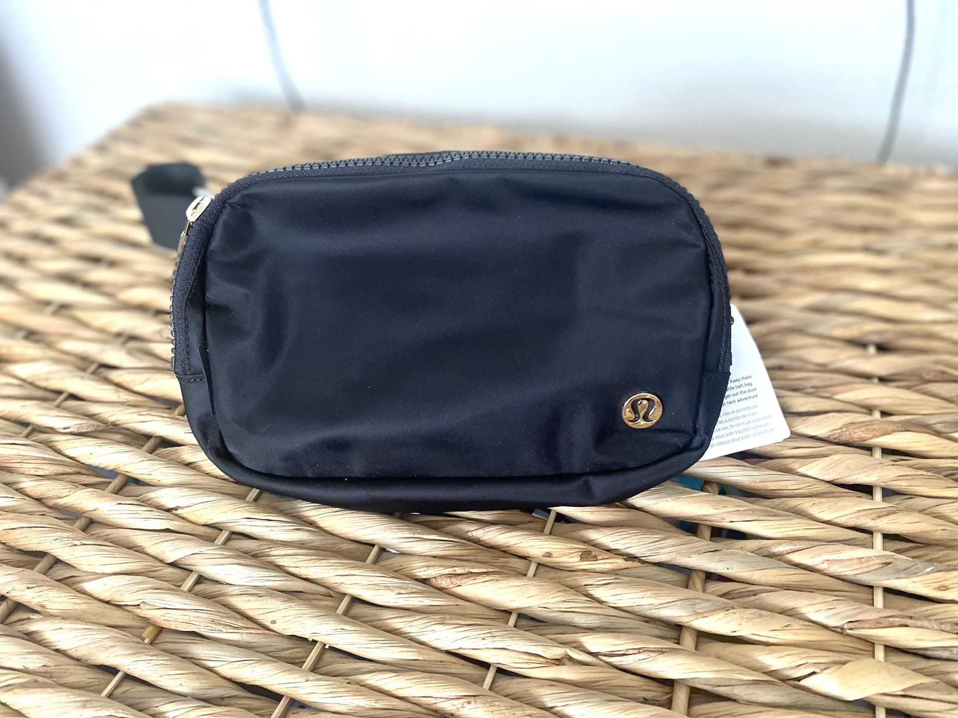 Lululemon Belt Bag Black And Gold NEW