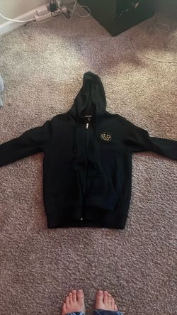 Medium sized True religion zip up hoodie (Worn not much)