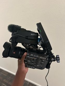 Sony FX6 Cinema Camera Bundle