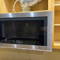 Jenn-air Microwave 