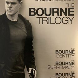 The BOURNE Trilogy Boxset (Blu-Ray) Matt Damon!