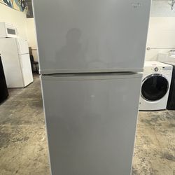 Refrigerator Whirlpool 28”