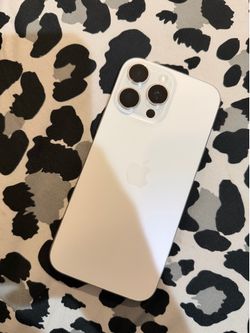 SELLING IPHONE 16 PRO MAX
