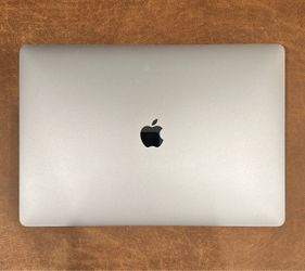 Apple MacBook Pro 2019 16 in