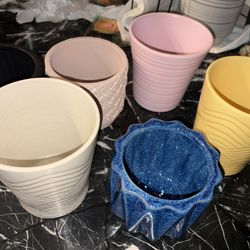 Palnters various sizes