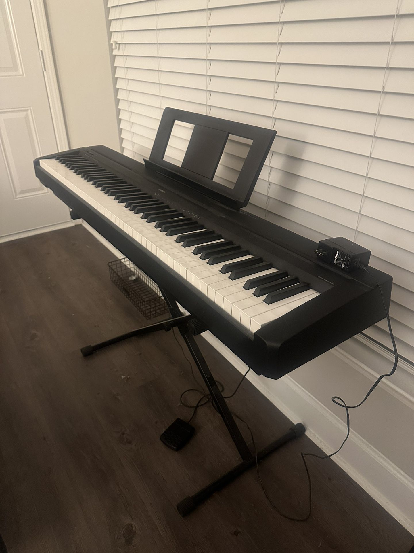 Yamaha P-45 Digital Piano