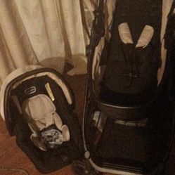 Babies Stroller And Car Seat Combo And What's Cool About It Is It Turns Into A Bassinet