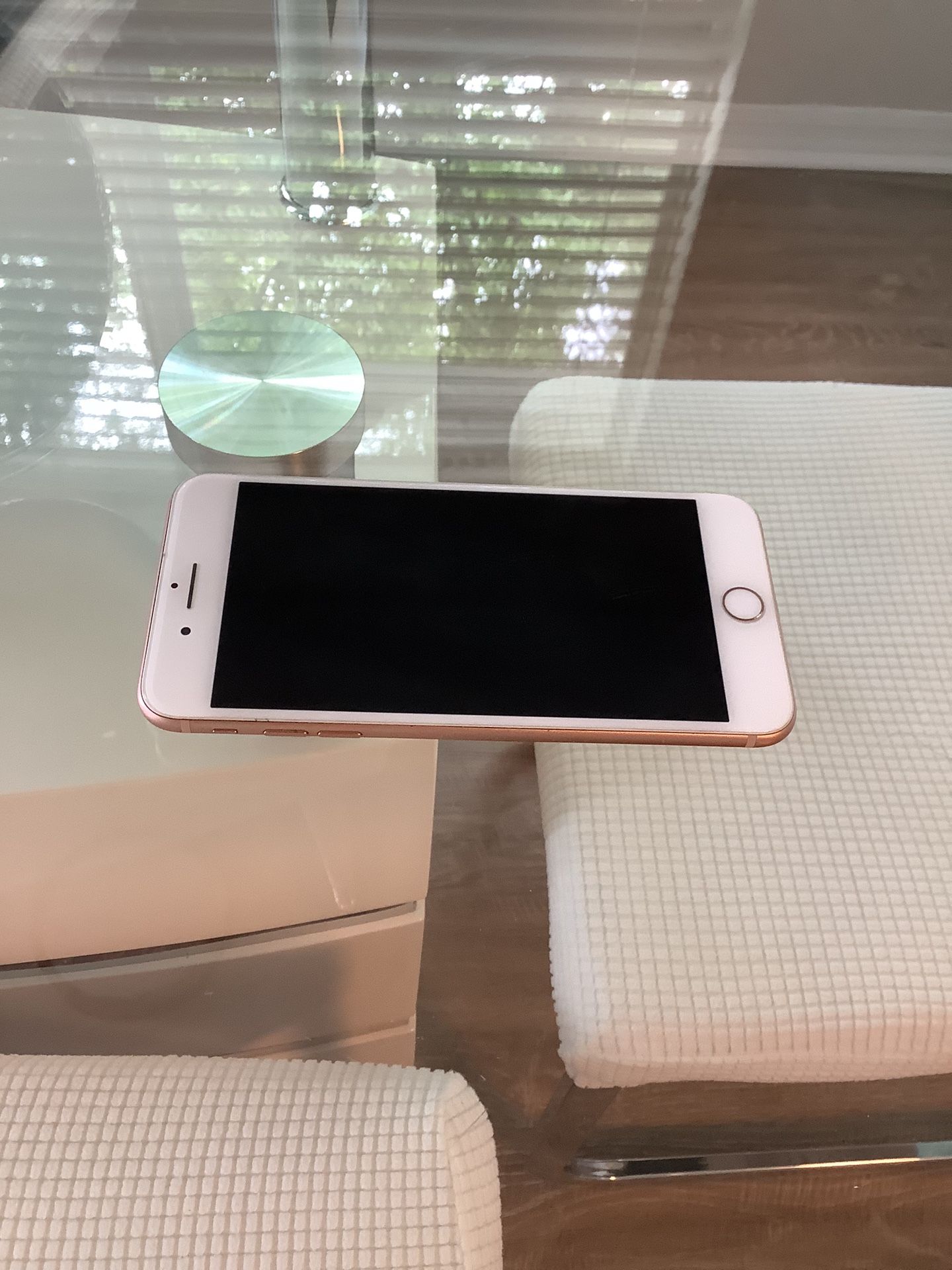 iPhone 8 Excellent Condition