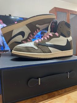 Travis Scott X Air Jordan 1 Retro High OG ‘MOCHA’ Men’s 10 Used (Great Condition)