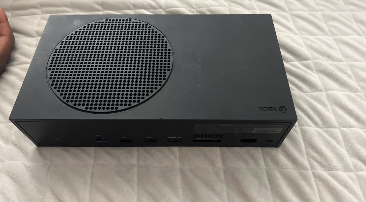 Xbox Series S Digital Console 1TB - Black