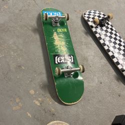 Skateboards rides move clean Barnes