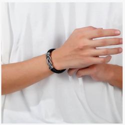 Braclet gift for men. NEW