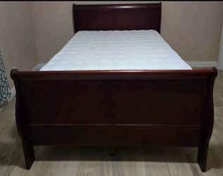 Queen bed and mattress