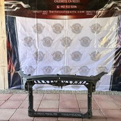 CS1060 For Fusión 07-09  Ford Fusión Radiador Support 