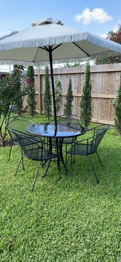Outdoor table
