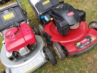 Honda or Toro LawnMower -Choice