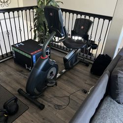 Schwinn 270 Recumbent Bike 