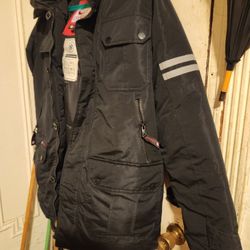 Canadian Goose (Heavy Winter Coat)