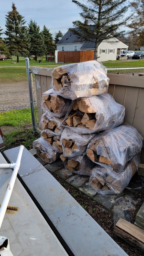 WOOD BUNDLES 🪵